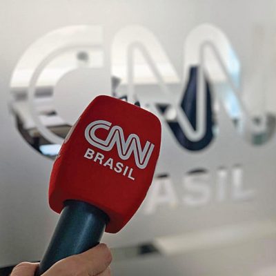 Logolu mikrofon süngeri ve baskılı mikrofon süngeri logolu sünger baskılı sünger (22) Mikrofon Süngeri Baskı CNN Brazil